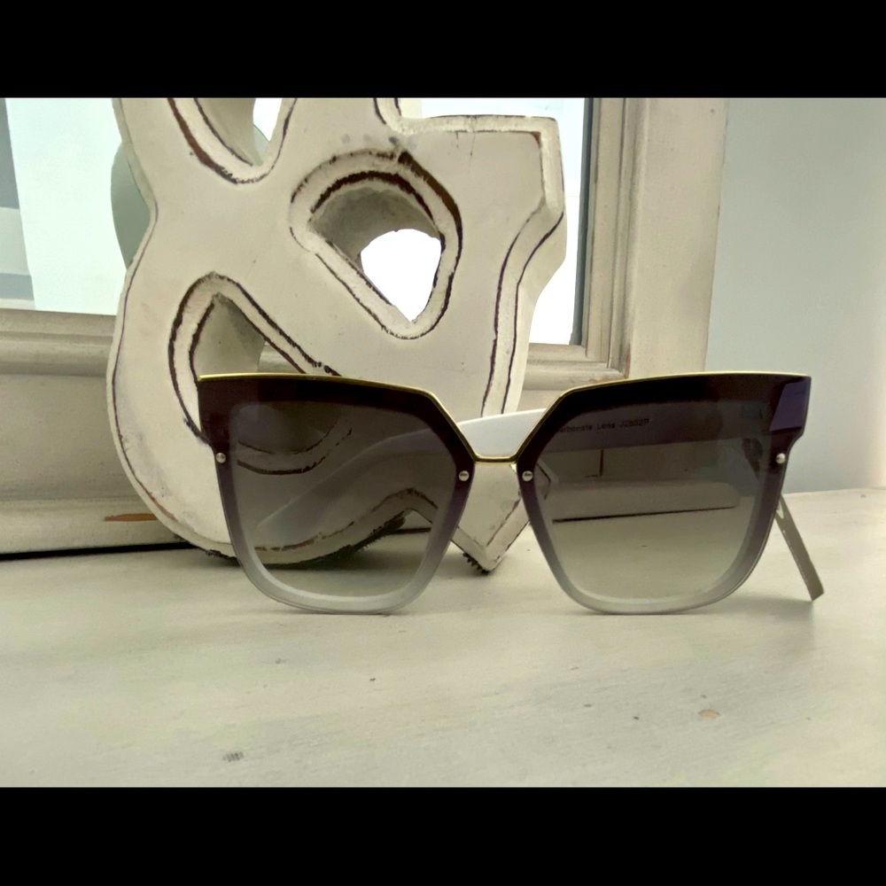 Eyewear Sunshades